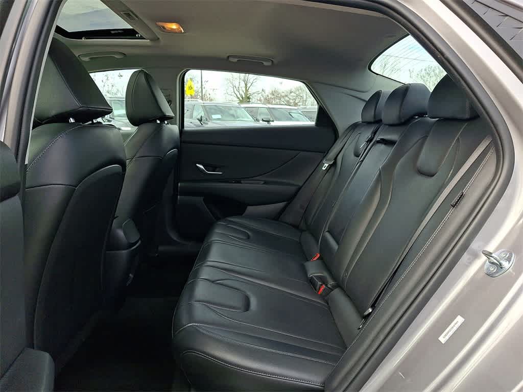 Thumbnail: 2025 Hyundai Elantra - 9