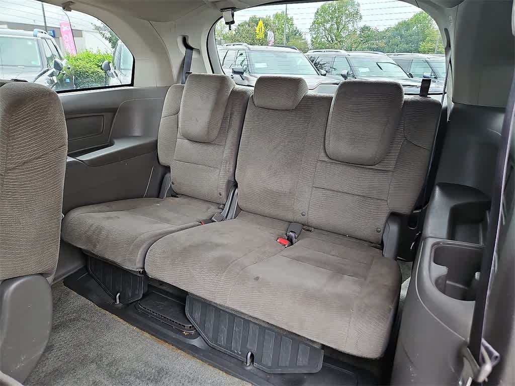 Thumbnail: 2012 Honda Odyssey - 11