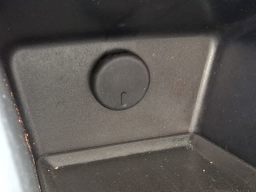 Thumbnail: 2017 Chevrolet Equinox - 22