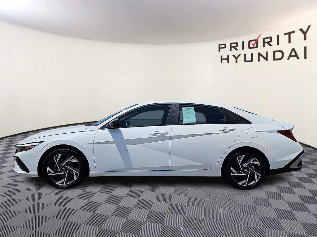 Thumbnail: 2025 Hyundai Elantra - 6