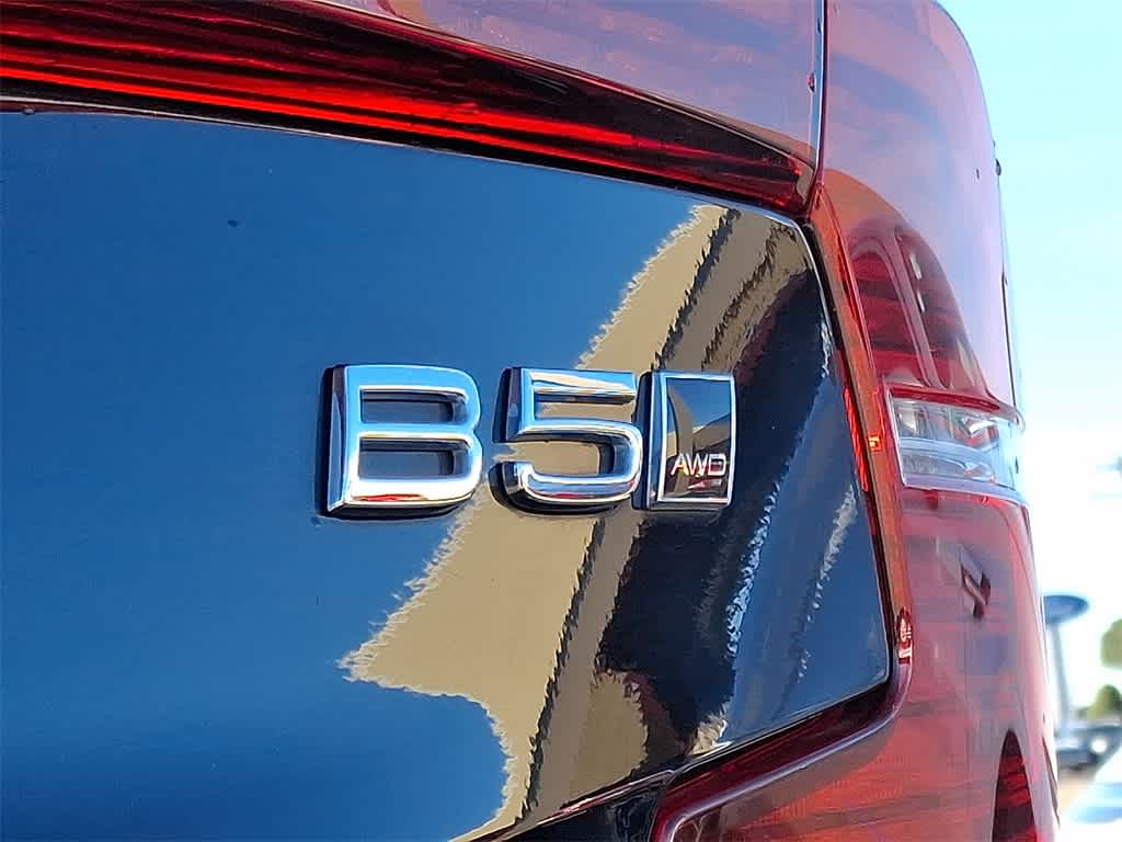 Thumbnail: 2024 Volvo S60 - 34