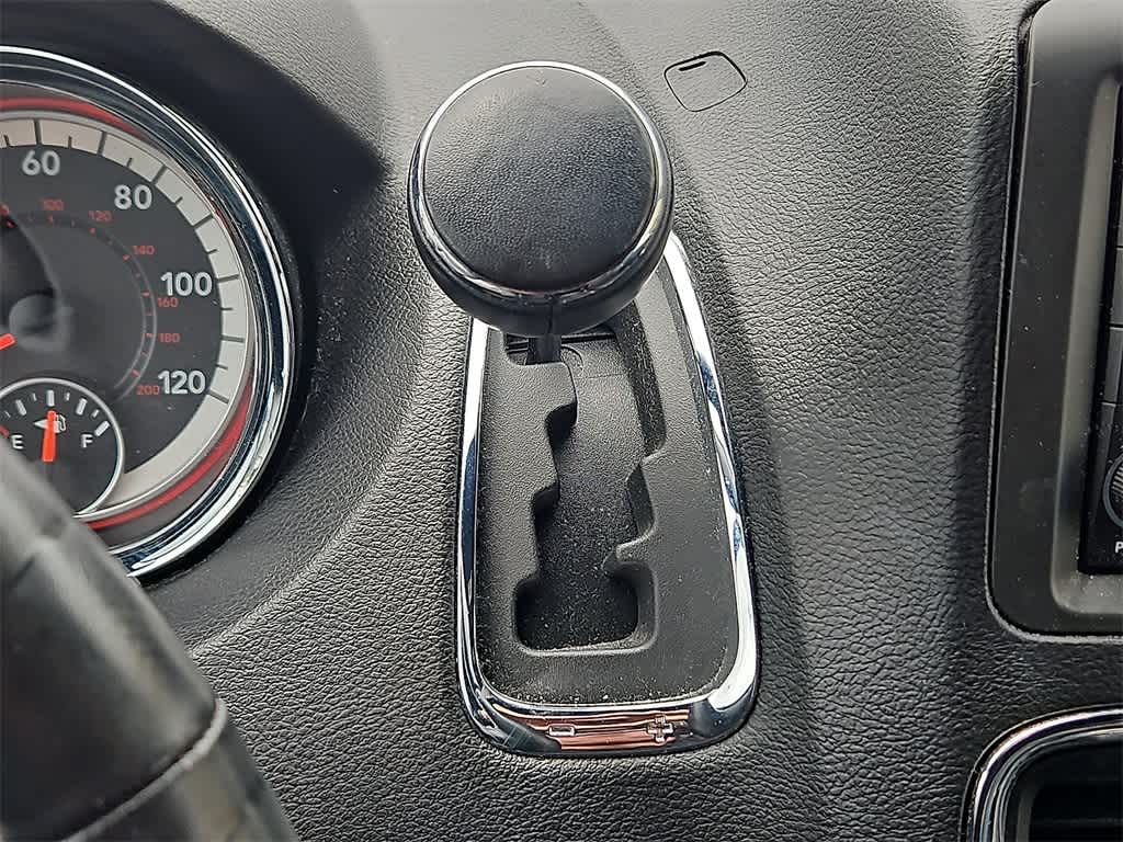 2019 Dodge Grand Caravan GT 15