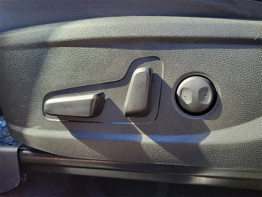 Thumbnail: 2023 Hyundai Santa Fe - 28