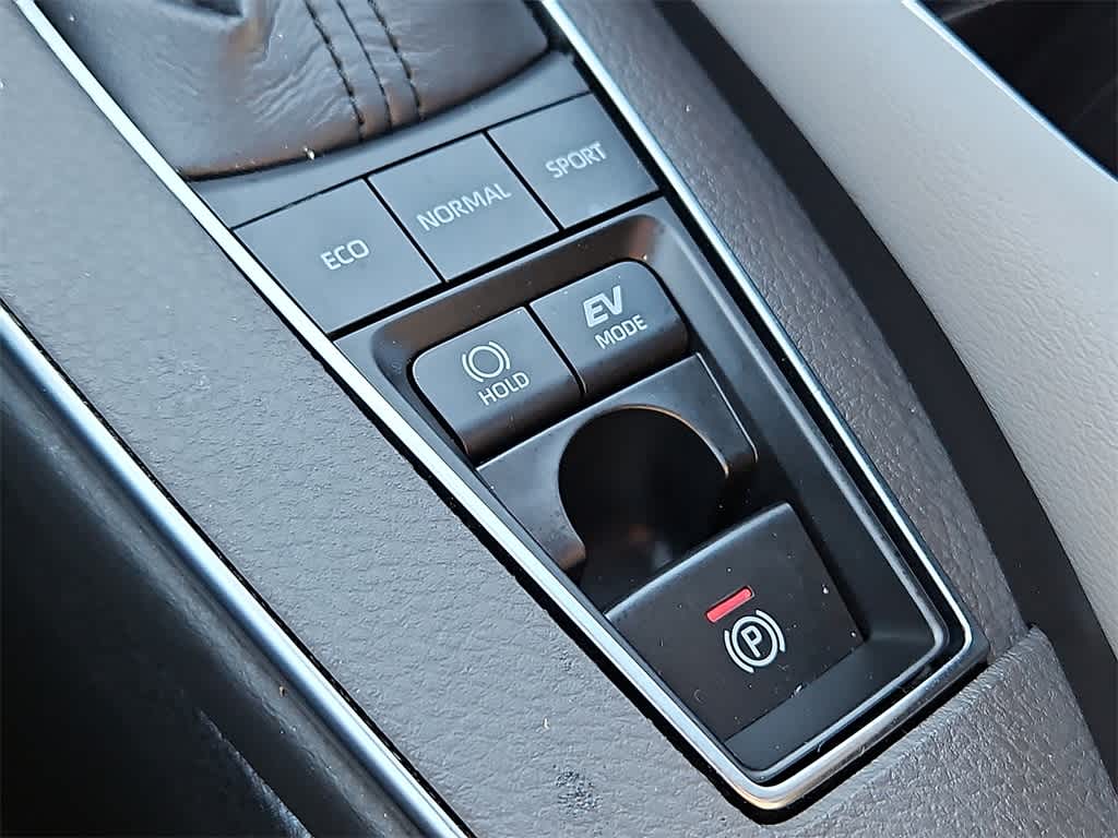 Thumbnail: 2020 Toyota Avalon - 27