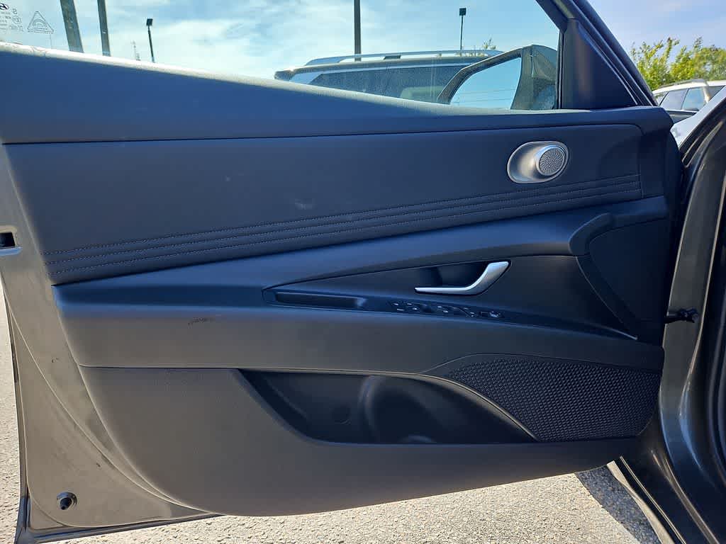 Thumbnail: 2024 Hyundai Elantra - 13