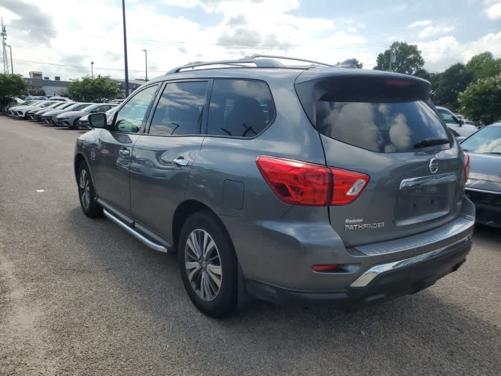 Thumbnail: 2020 Nissan Pathfinder - 7