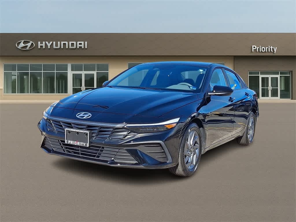 Thumbnail: 2024 Hyundai Elantra - 1