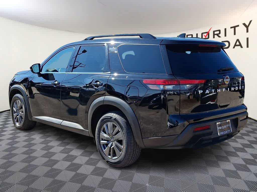 Thumbnail: 2024 Nissan Pathfinder - 6