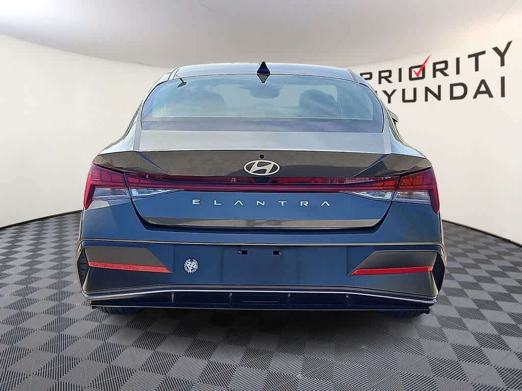 Thumbnail: 2024 Hyundai Elantra - 5