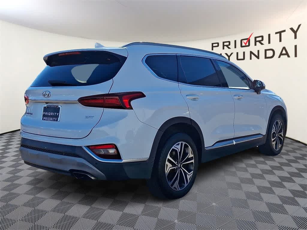 Thumbnail: 2019 Hyundai Santa Fe - 4