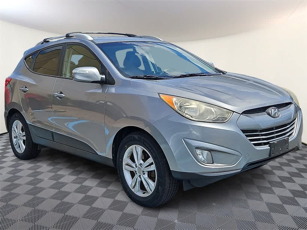 Thumbnail: 2013 Hyundai Tucson - 3