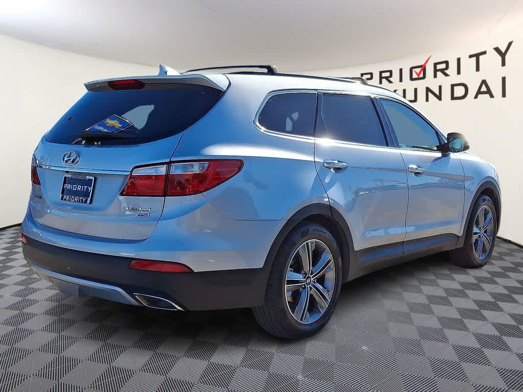 Thumbnail: 2016 Hyundai Santa Fe - 4