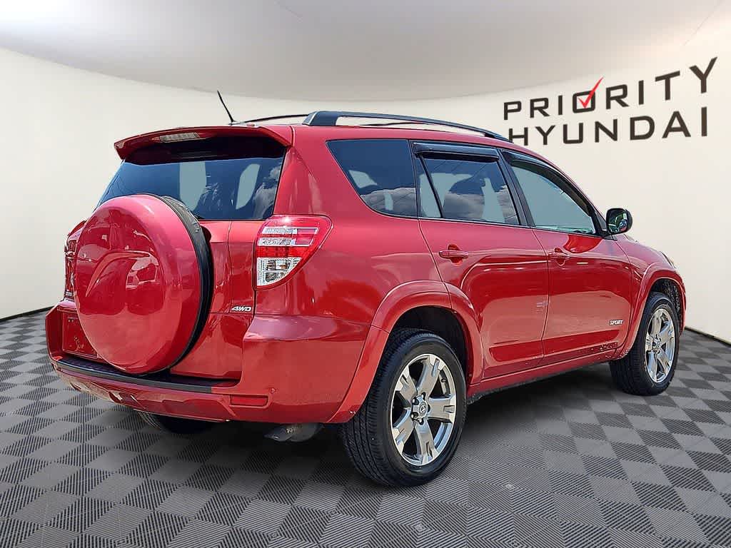 Thumbnail: 2010 Toyota RAV4 - 4