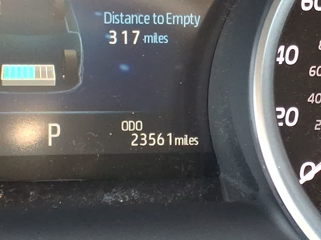 Thumbnail: 2023 Toyota Camry - 20