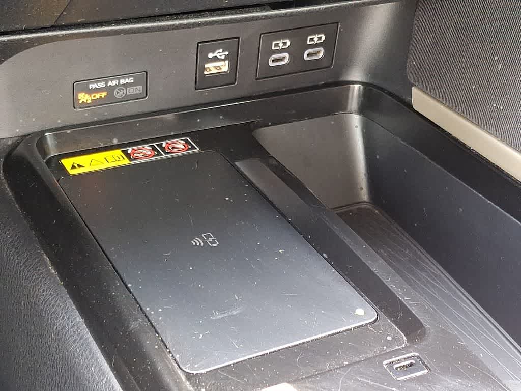 Thumbnail: 2025 Toyota Camry - 25