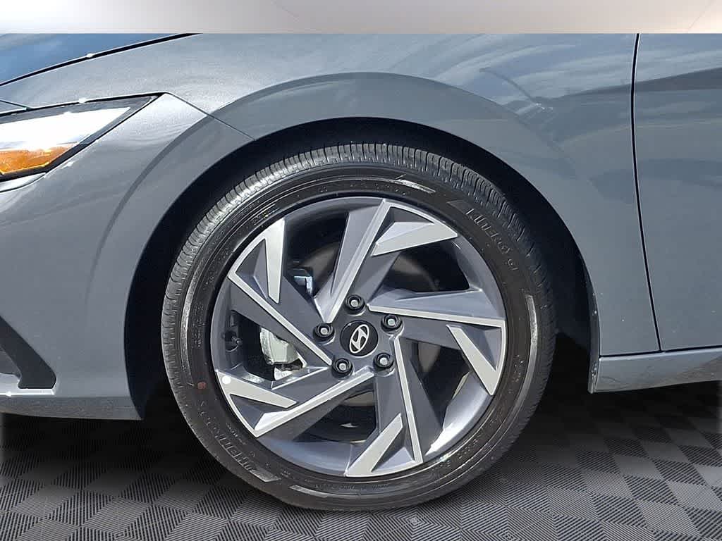 Thumbnail: 2025 Hyundai Elantra - 8