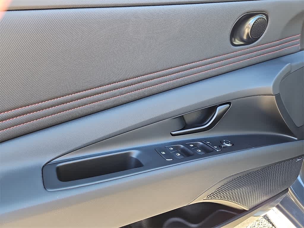 Thumbnail: 2026 Hyundai Elantra - 10