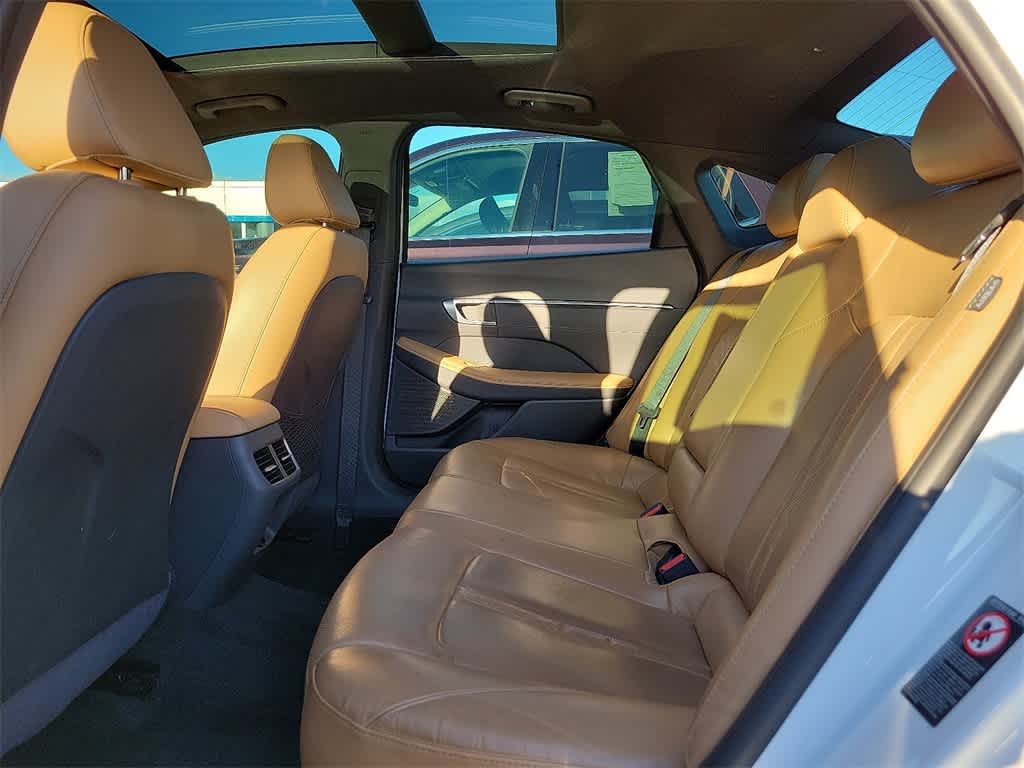 Thumbnail: 2021 Hyundai Sonata - 10