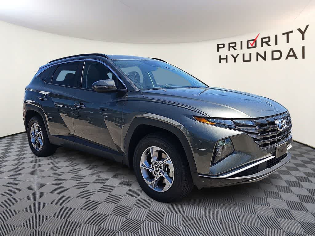 Thumbnail: 2022 Hyundai Tucson - 3