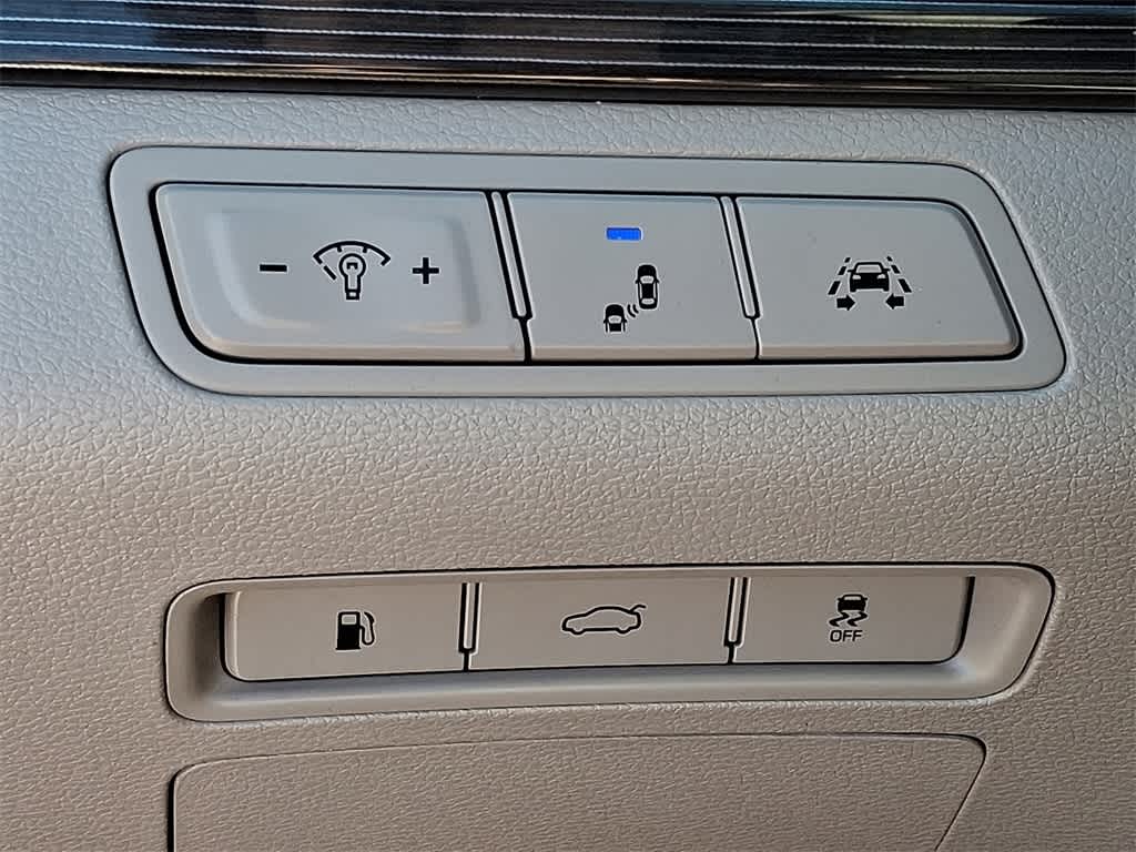 Thumbnail: 2018 Hyundai Sonata - 25