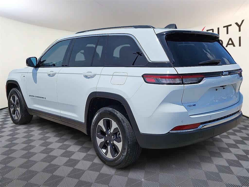 Thumbnail: 2023 Jeep Grand Cherokee - 6