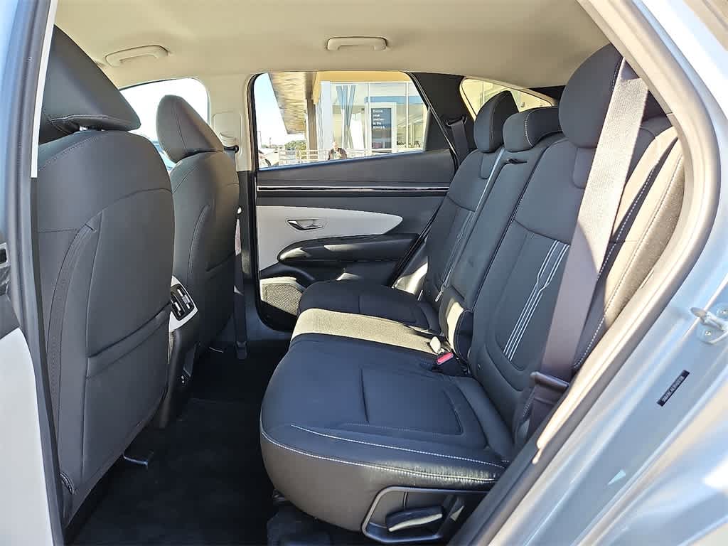 Thumbnail: 2023 Hyundai Tucson - 10