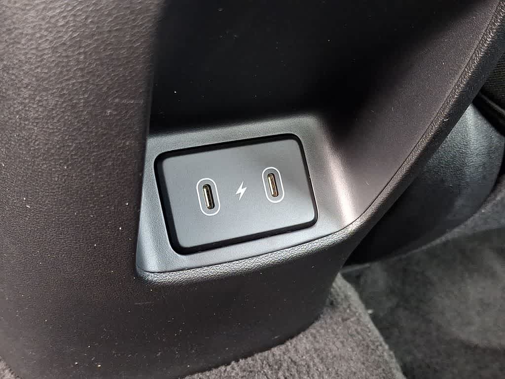 Thumbnail: 2025 Hyundai Elantra - 25