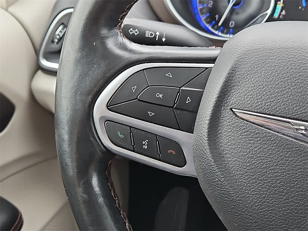 Thumbnail: 2019 Chrysler Pacifica - 23