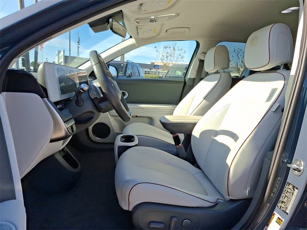 Thumbnail: 2023 Hyundai Ioniq 5 - 13