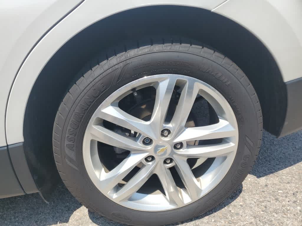 Thumbnail: 2018 Chevrolet Equinox - 9