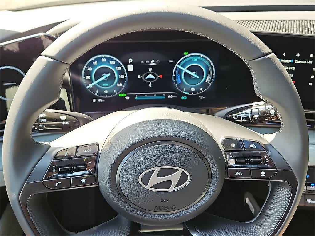 Thumbnail: 2025 Hyundai Elantra - 17