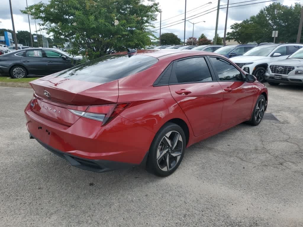 Thumbnail: 2023 Hyundai Elantra - 5
