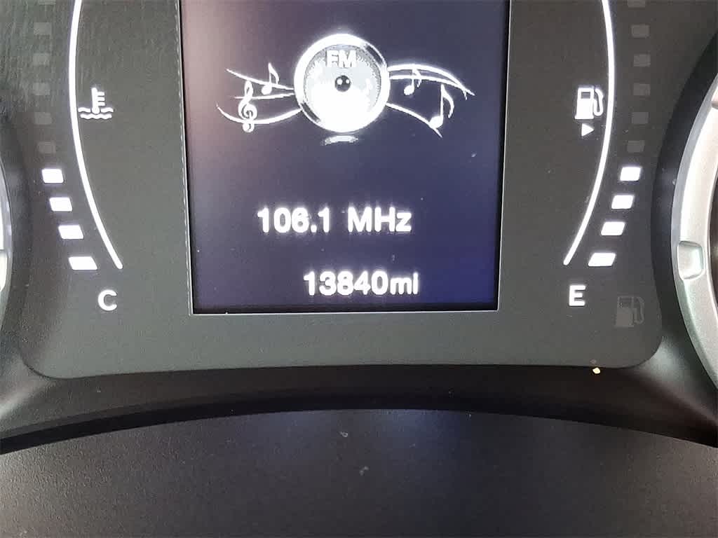 Thumbnail: 2020 Jeep Renegade - 19