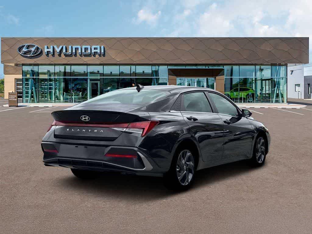 Thumbnail: 2026 Hyundai Elantra - 21