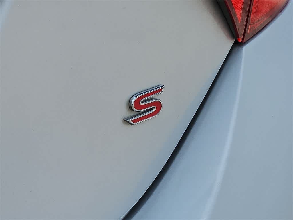 Thumbnail: 2014 Toyota Corolla - 30