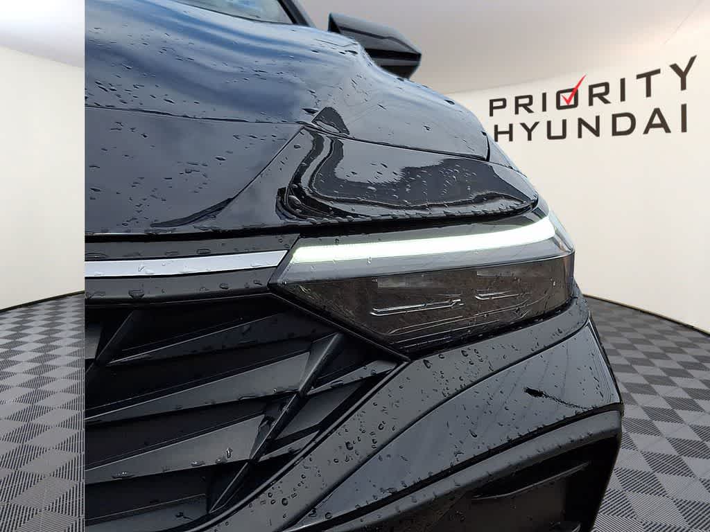 Thumbnail: 2025 Hyundai Elantra - 8