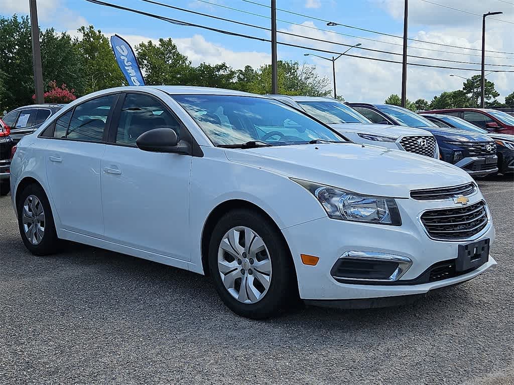 Thumbnail: 2015 Chevrolet Cruze - 2
