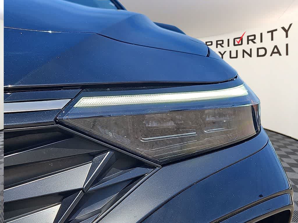 Thumbnail: 2025 Hyundai Elantra - 8