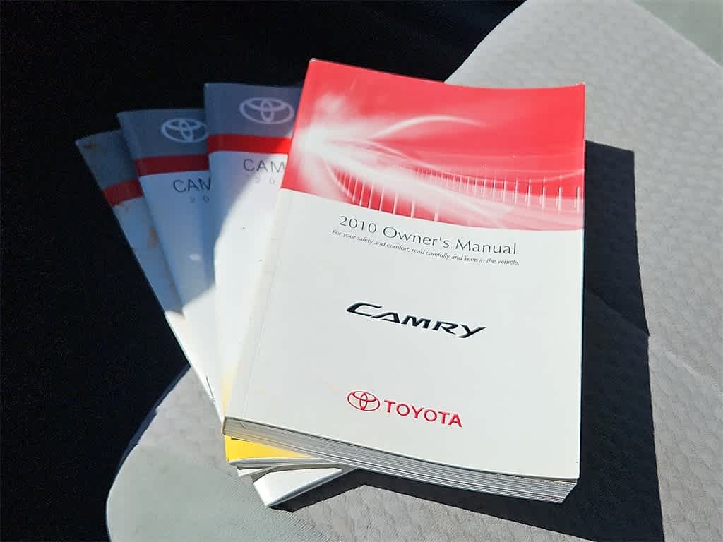 Thumbnail: 2010 Toyota Camry - 25