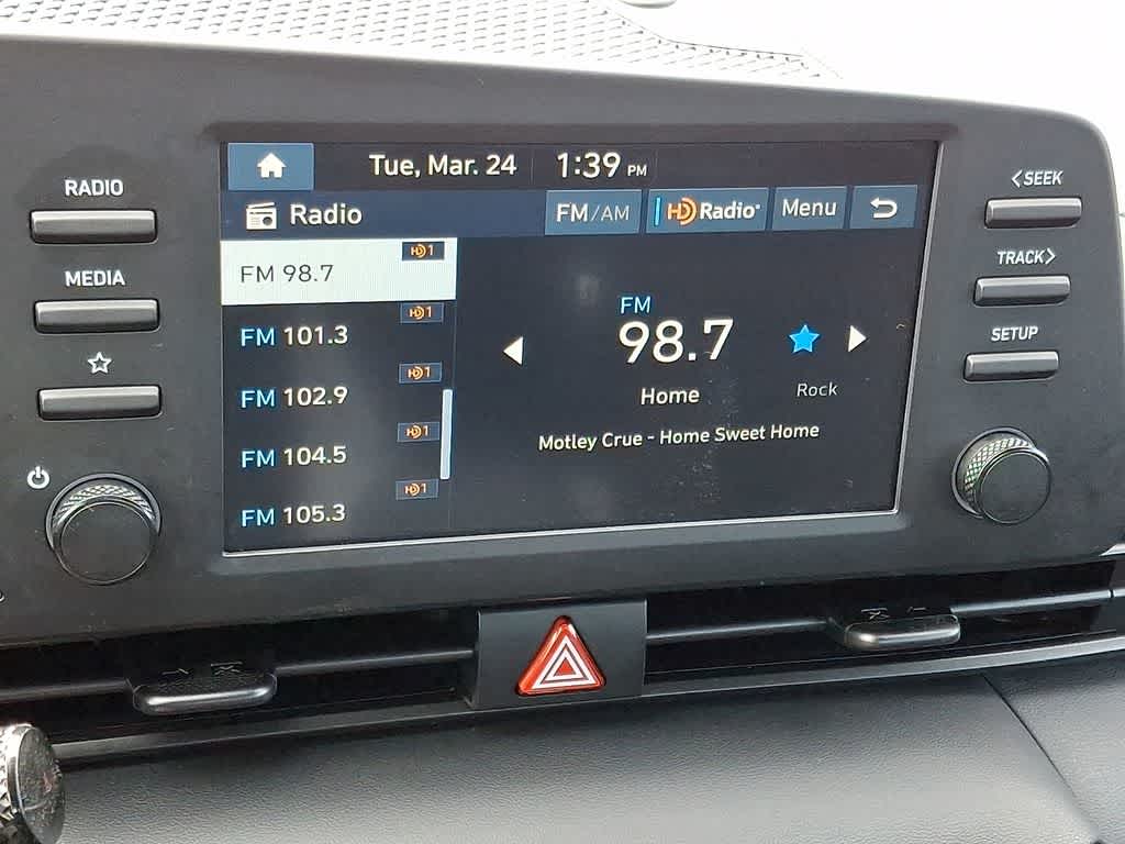 Thumbnail: 2025 Hyundai Elantra - 15