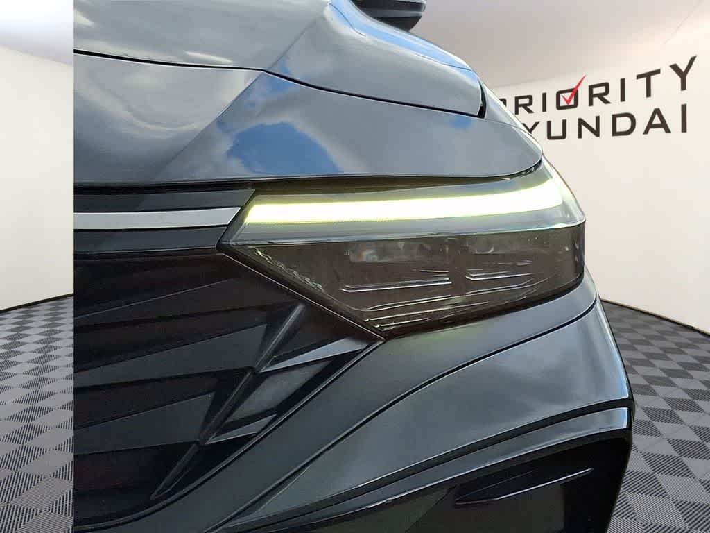 Thumbnail: 2025 Hyundai Elantra - 8