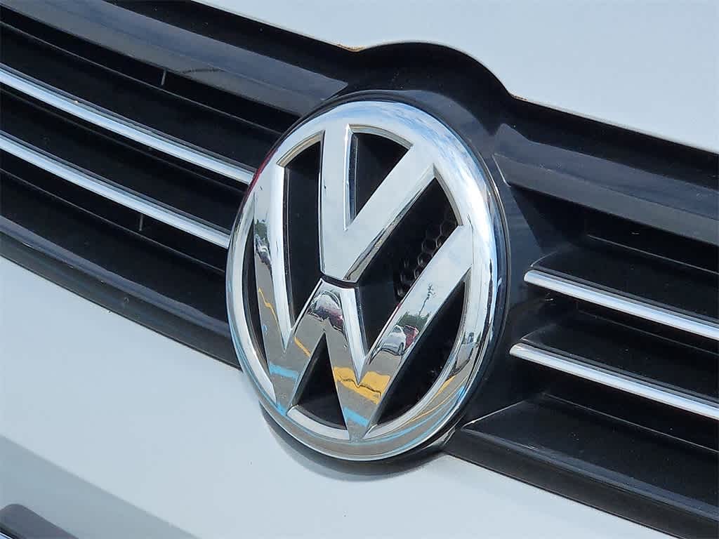 Thumbnail: 2014 Volkswagen Jetta - 28