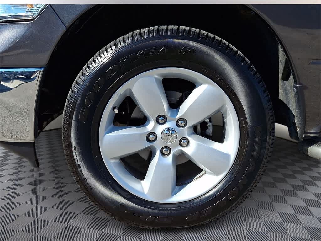 Thumbnail: 2020 RAM 1500 Classic - 8