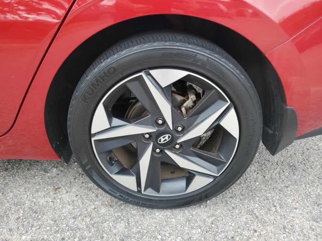 Thumbnail: 2023 Hyundai Elantra - 10