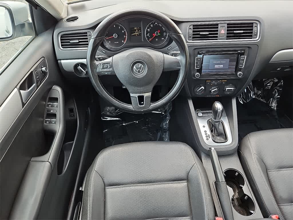Thumbnail: 2014 Volkswagen Jetta - 11