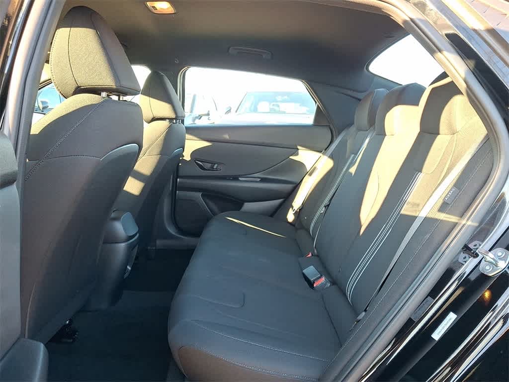 Thumbnail: 2025 Hyundai Elantra - 10