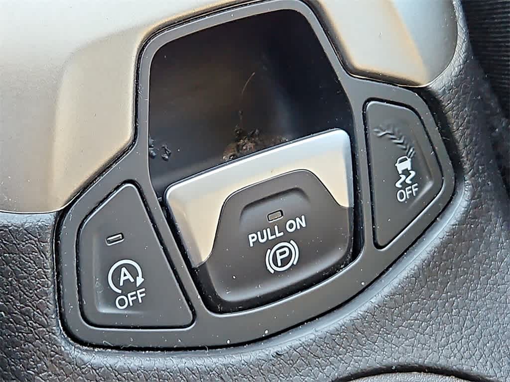 Thumbnail: 2020 Jeep Compass - 21