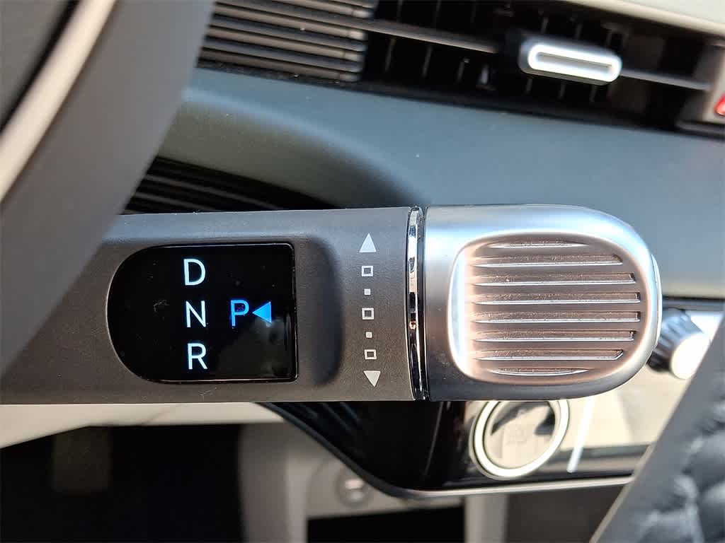 Thumbnail: 2023 Hyundai Ioniq 5 - 14