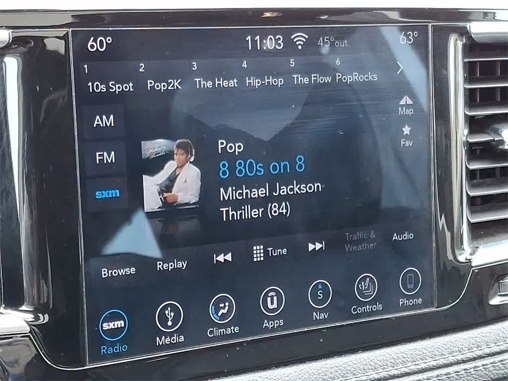 Thumbnail: 2018 Chrysler Pacifica - 18