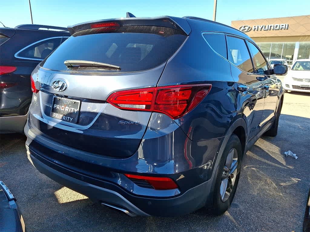 Thumbnail: 2017 Hyundai Santa Fe - 3